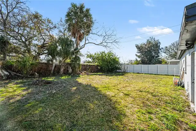 Listing Photo 15