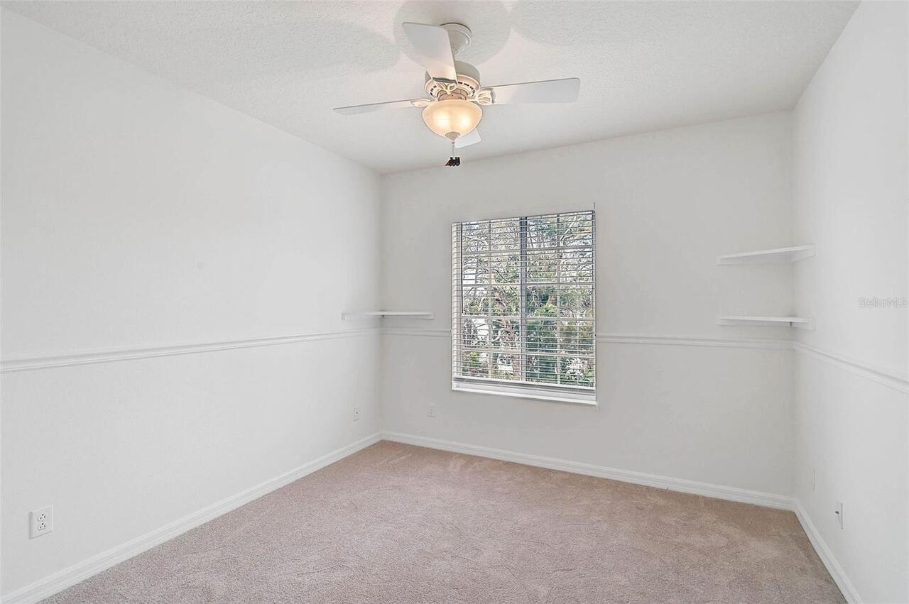 Listing Photo 14