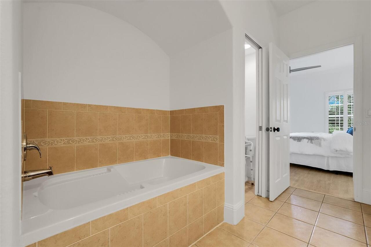 Listing Photo 25