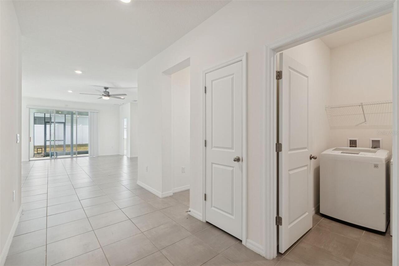 Listing Photo 11