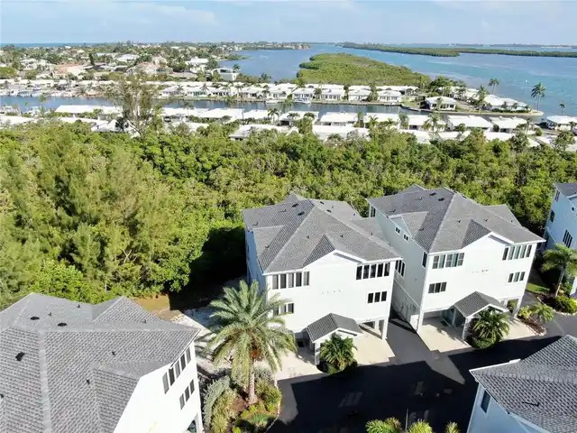 Listing Photo 34