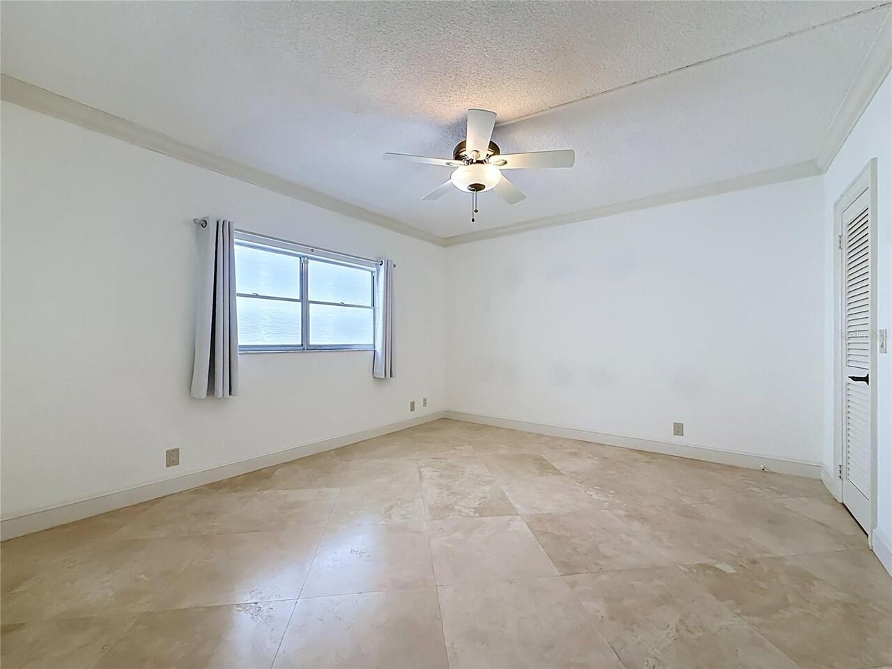 Listing Photo 24