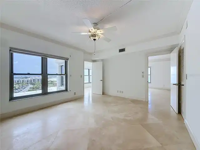 Listing Photo 37