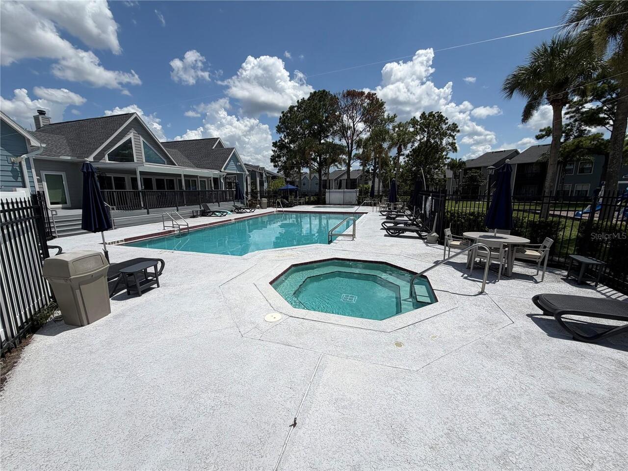Listing Photo 8