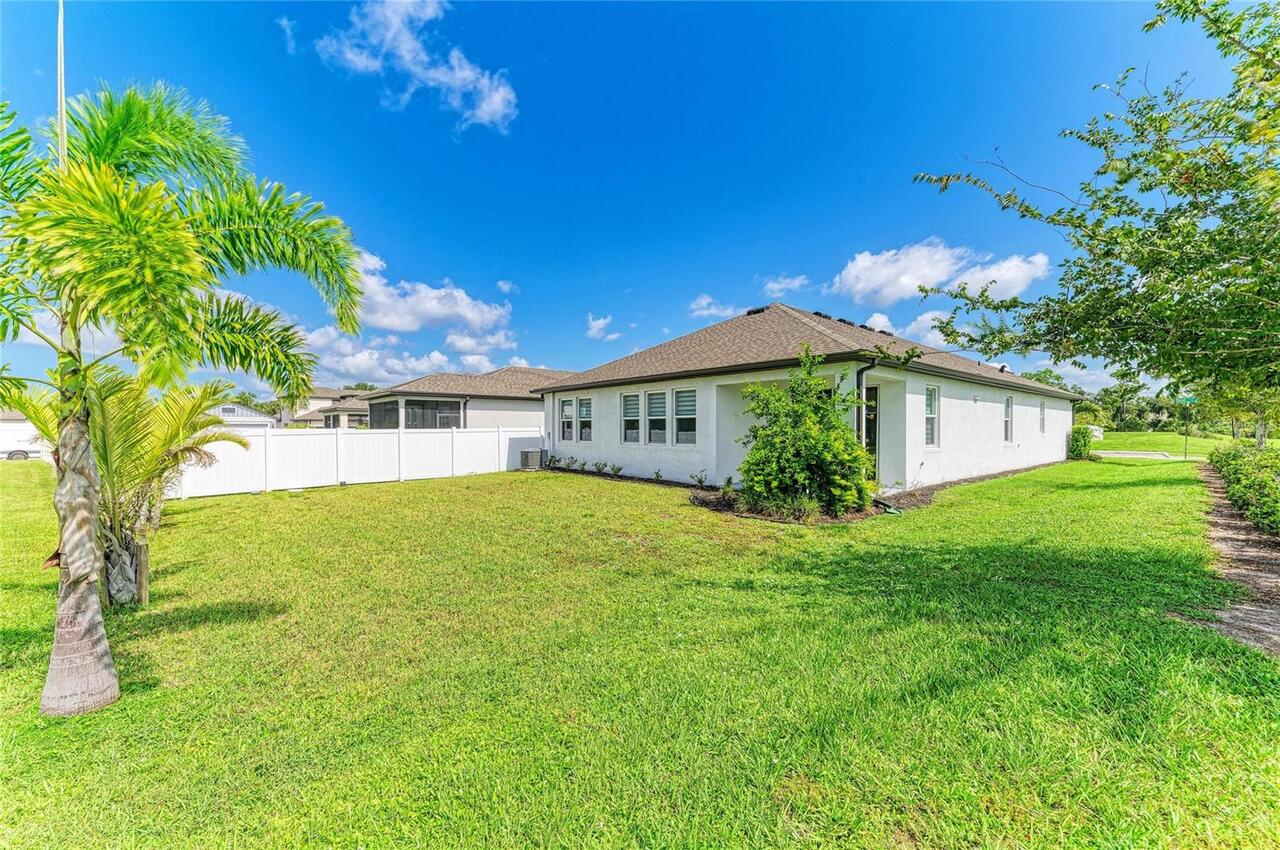 Listing Photo 43