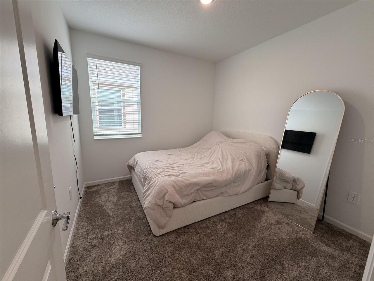 Listing Photo 18