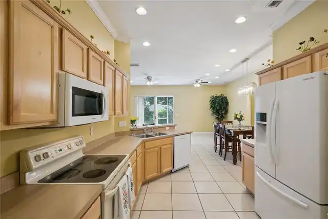 Listing Photo 15