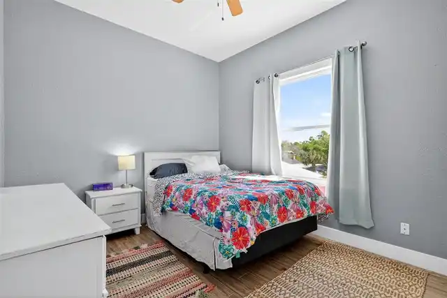 Listing Photo 33