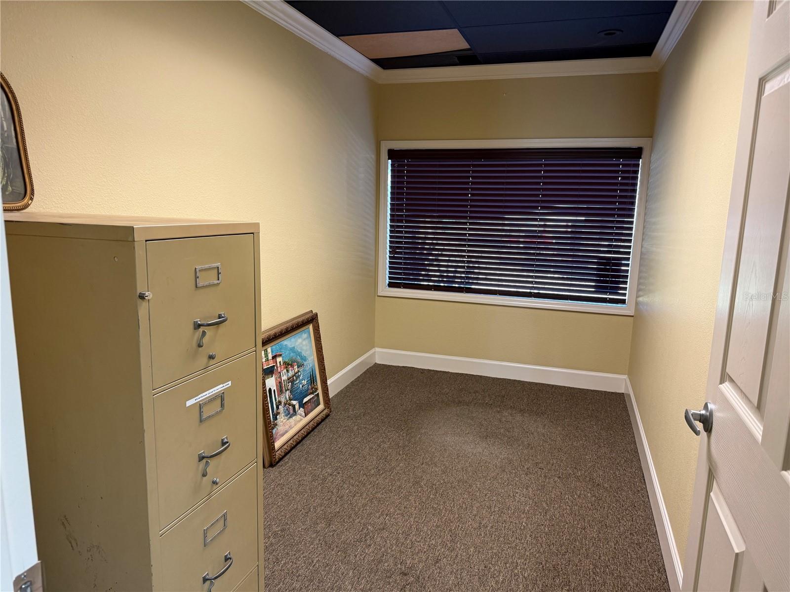 Listing Photo 8