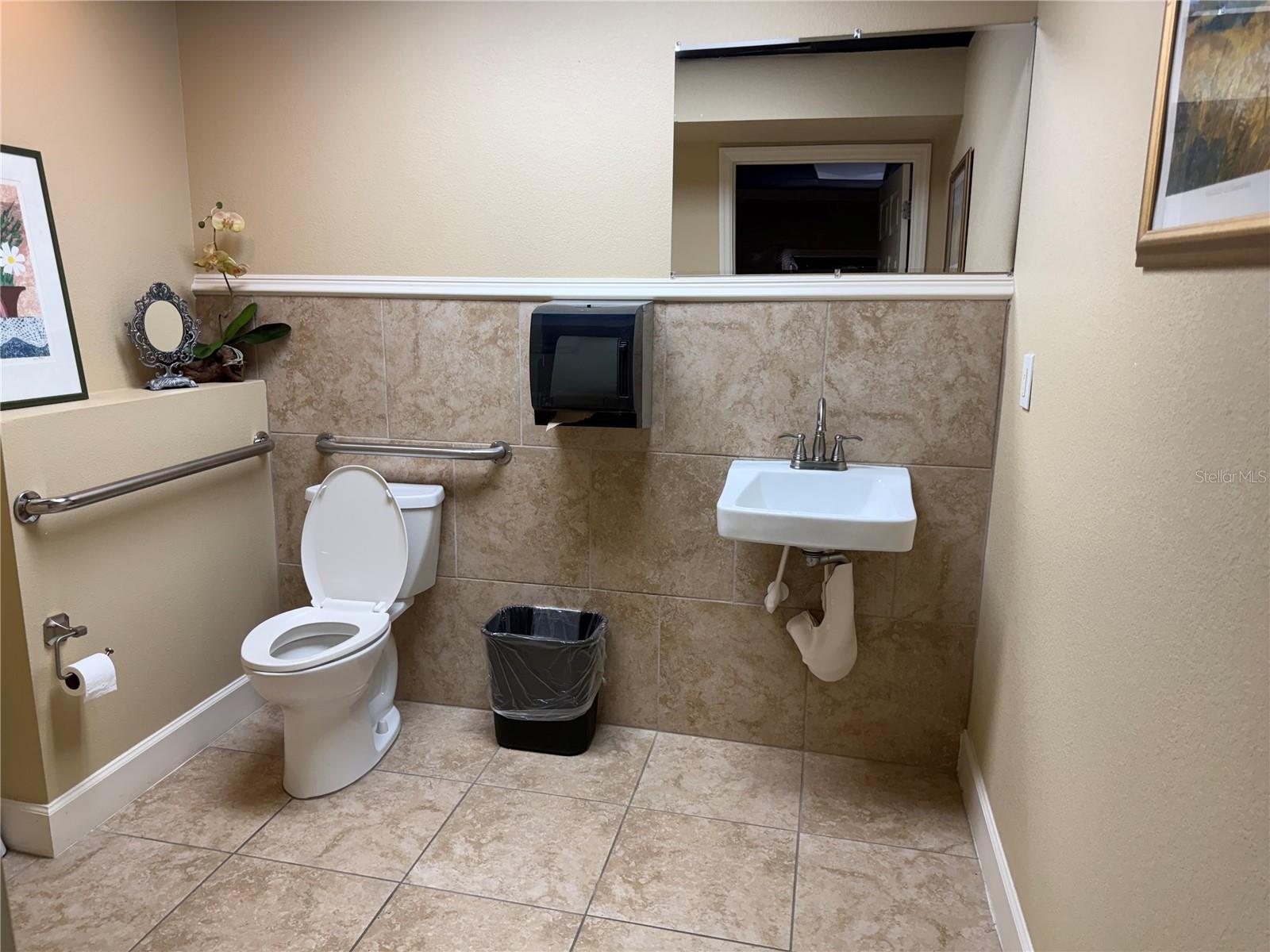 Listing Photo 16