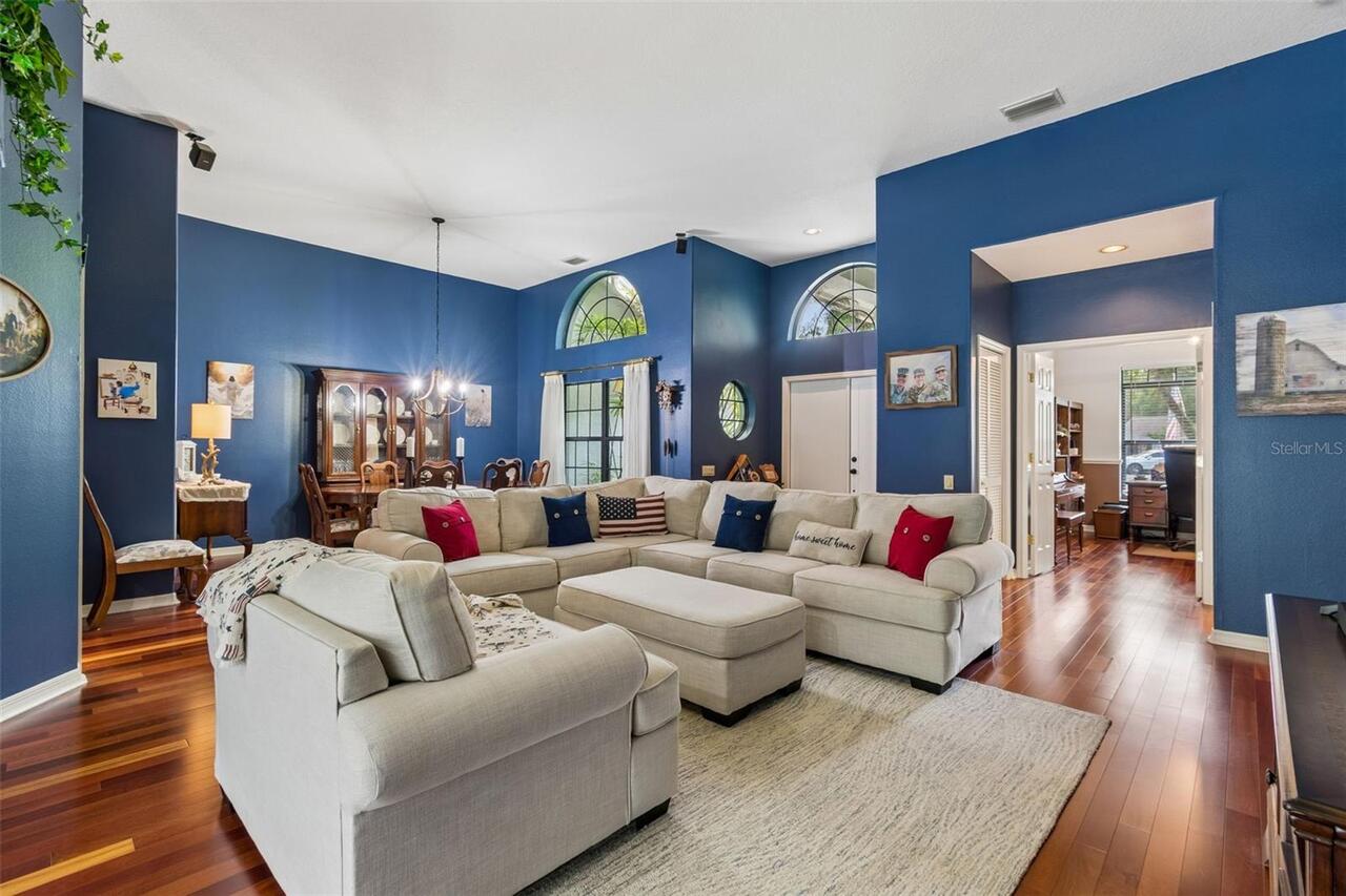 Listing Photo 6