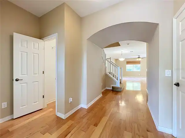 Listing Photo 10