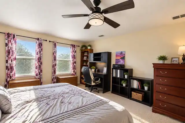 Listing Photo 29