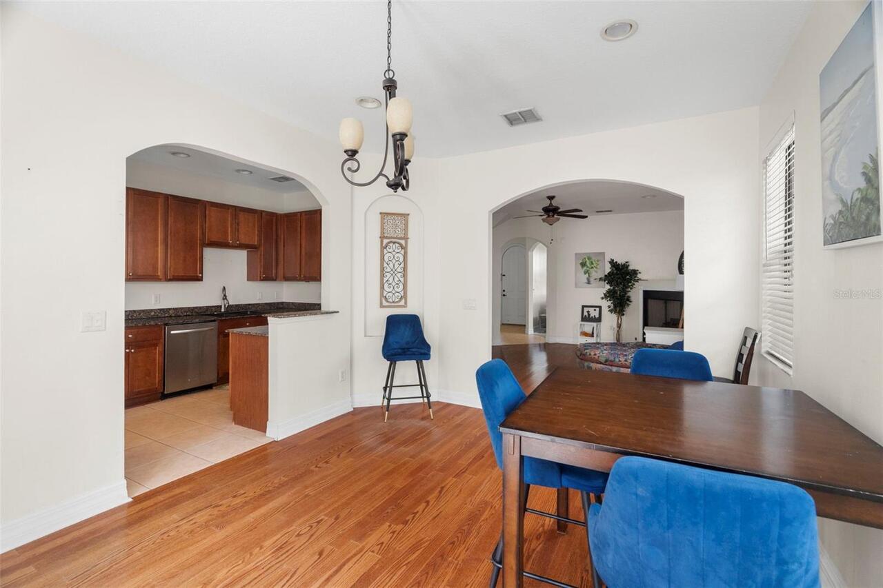 Listing Photo 10