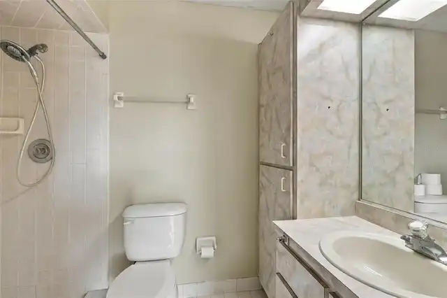 Listing Photo 28