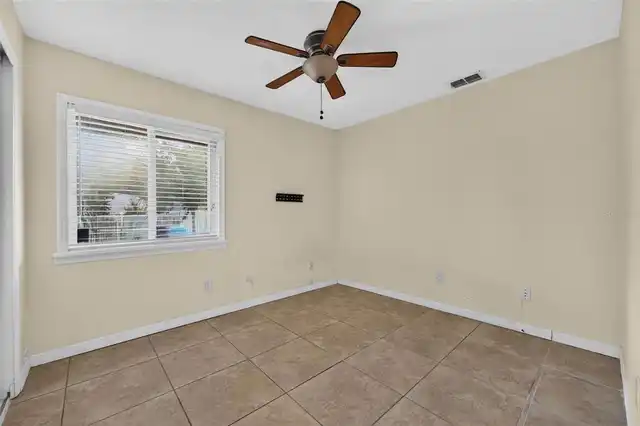 Listing Photo 24