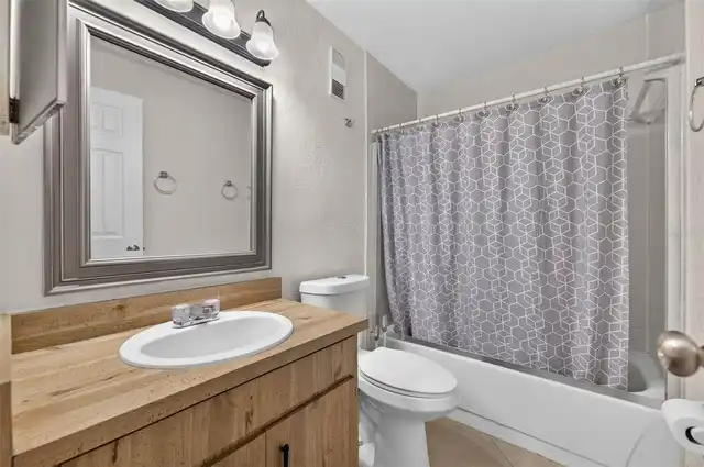 Listing Photo 25