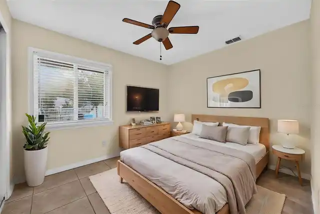 Listing Photo 23