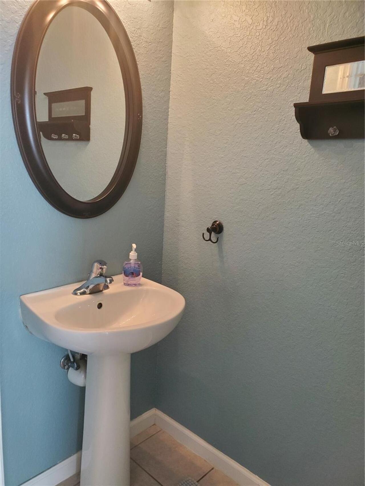 Listing Photo 11