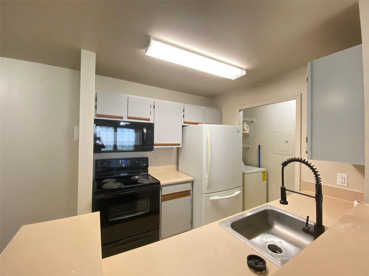 Listing Photo 9