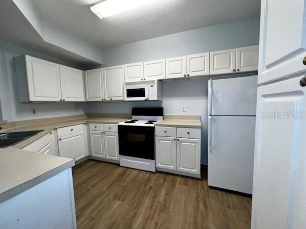 Listing Photo 10
