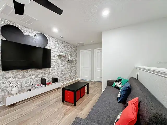 Listing Photo 22