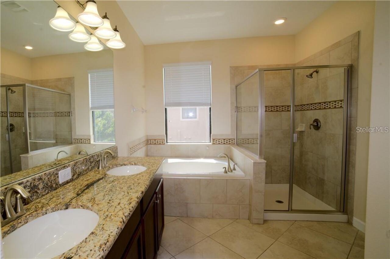 Listing Photo 10