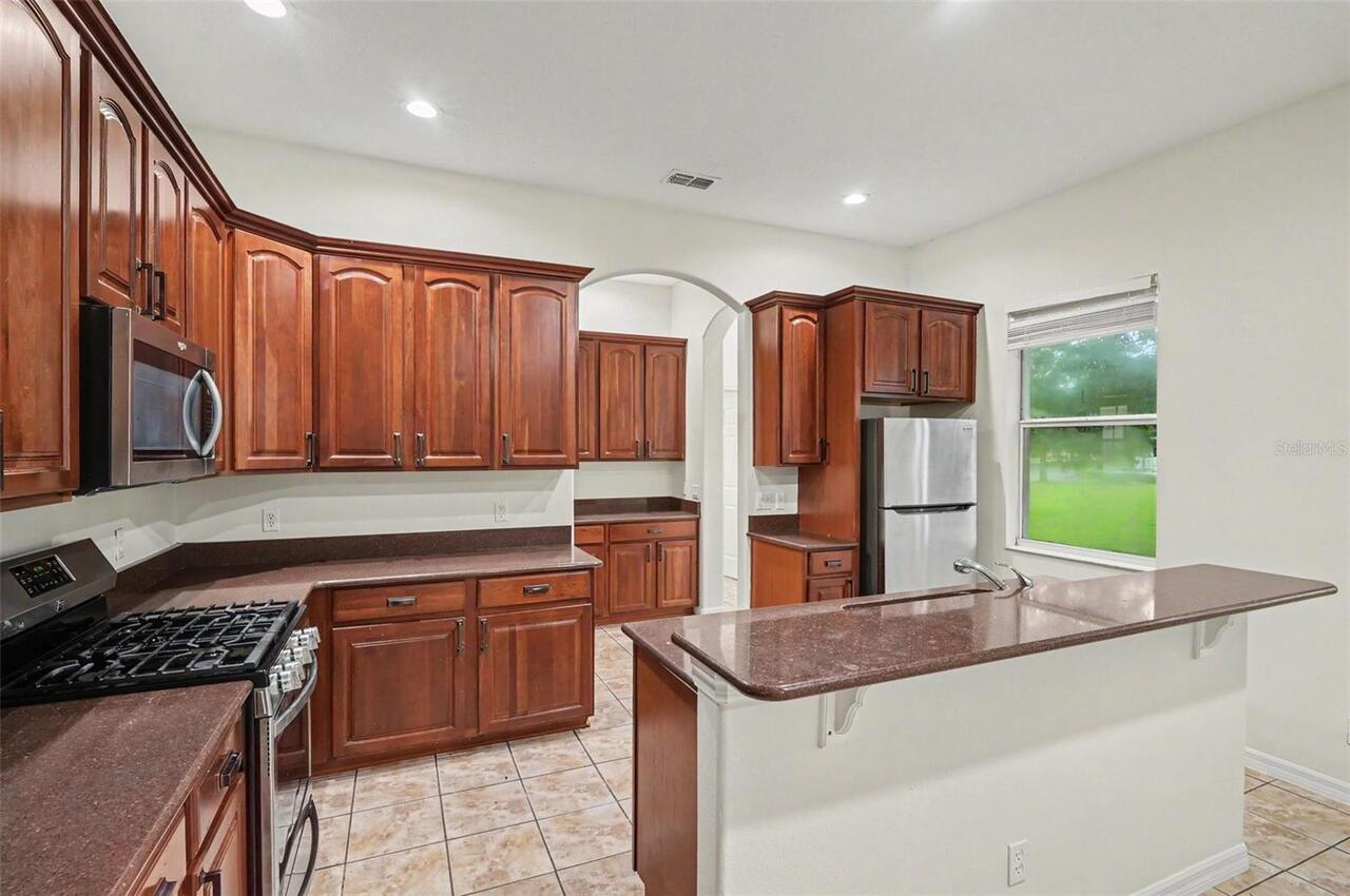 Listing Photo 10