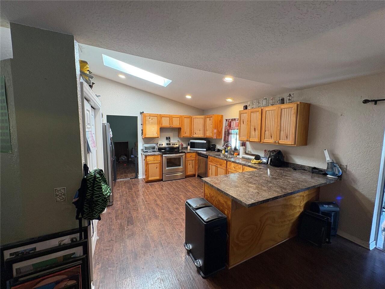 Listing Photo 5