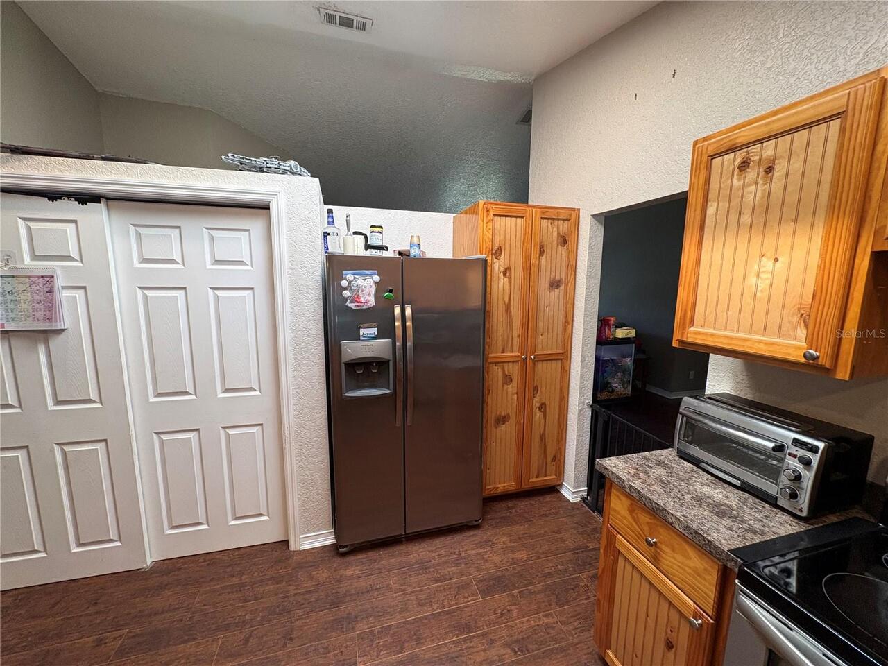 Listing Photo 6