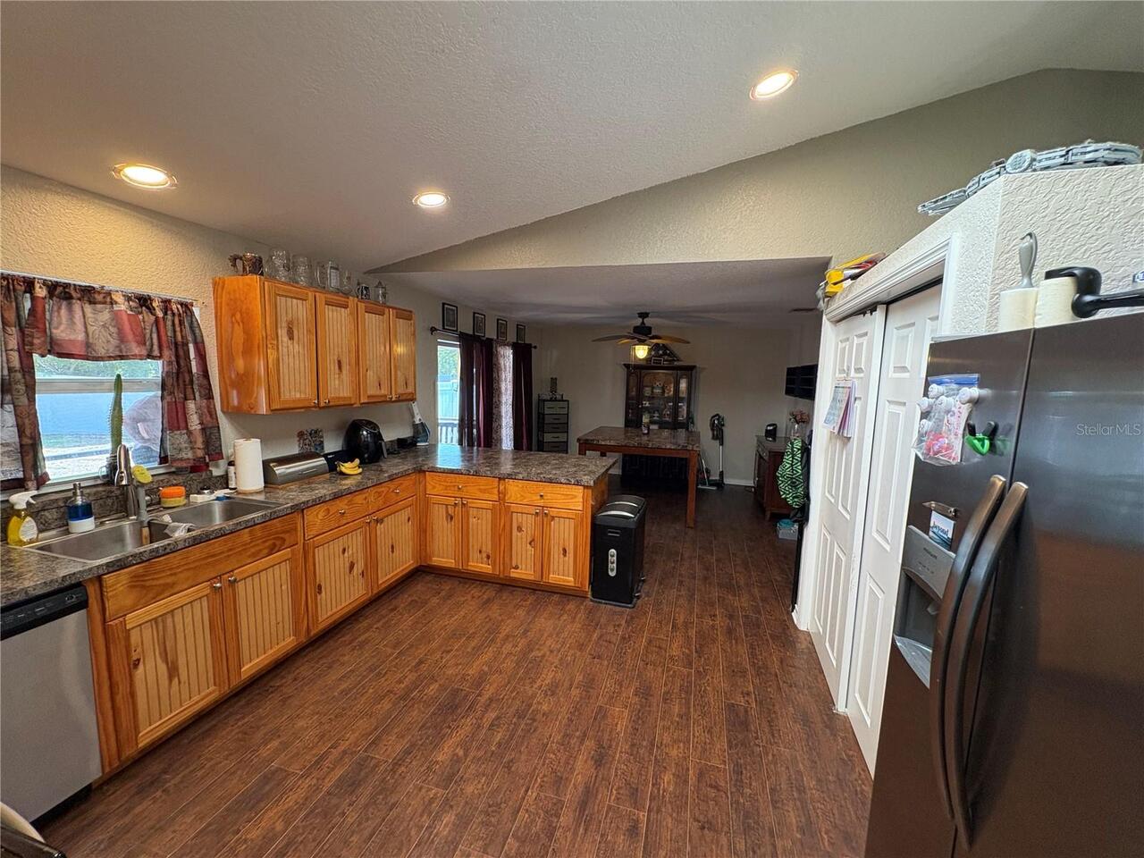 Listing Photo 7