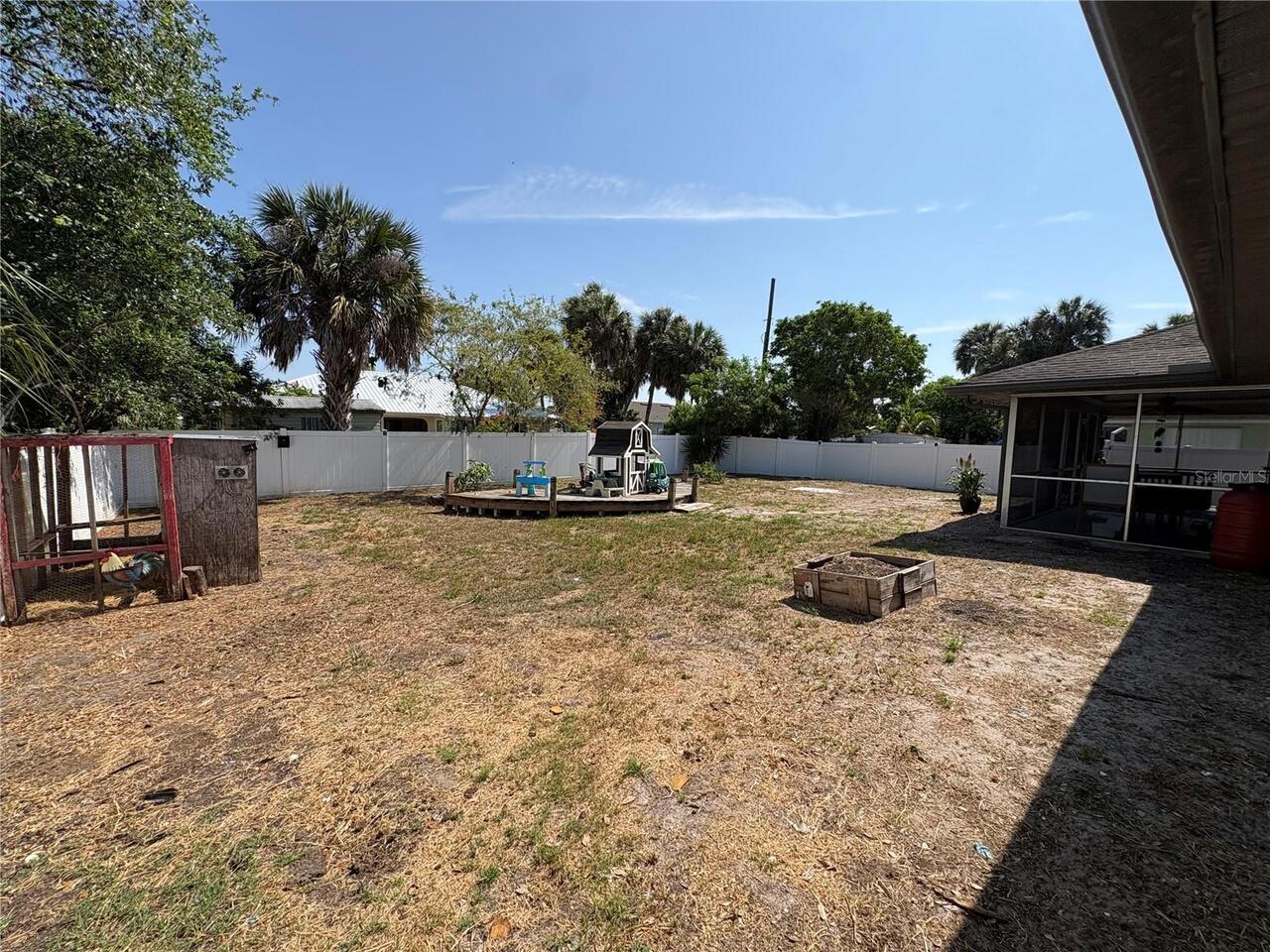 Listing Photo 33