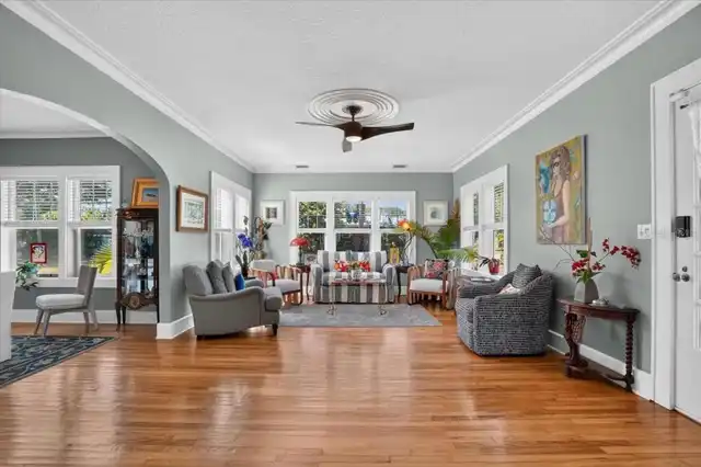 Listing Photo 18