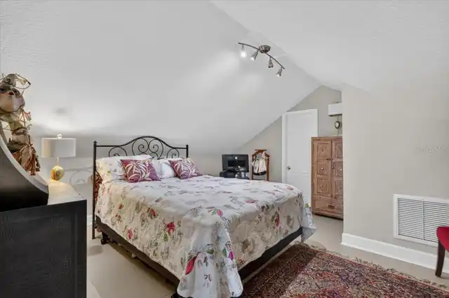 Listing Photo 41