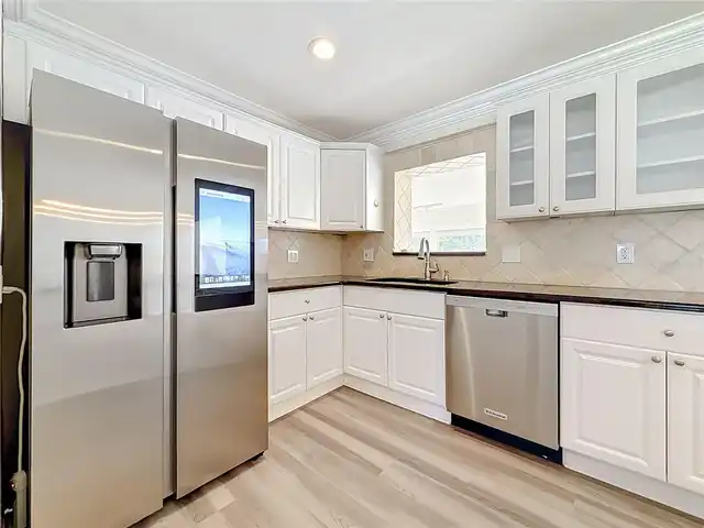 Listing Photo 13