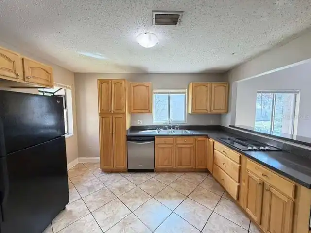 Listing Photo 13