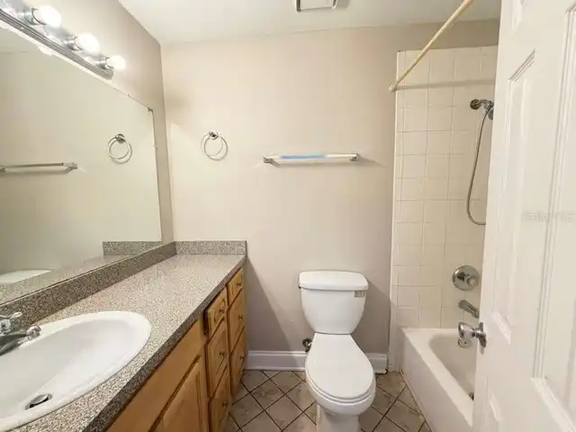 Listing Photo 22