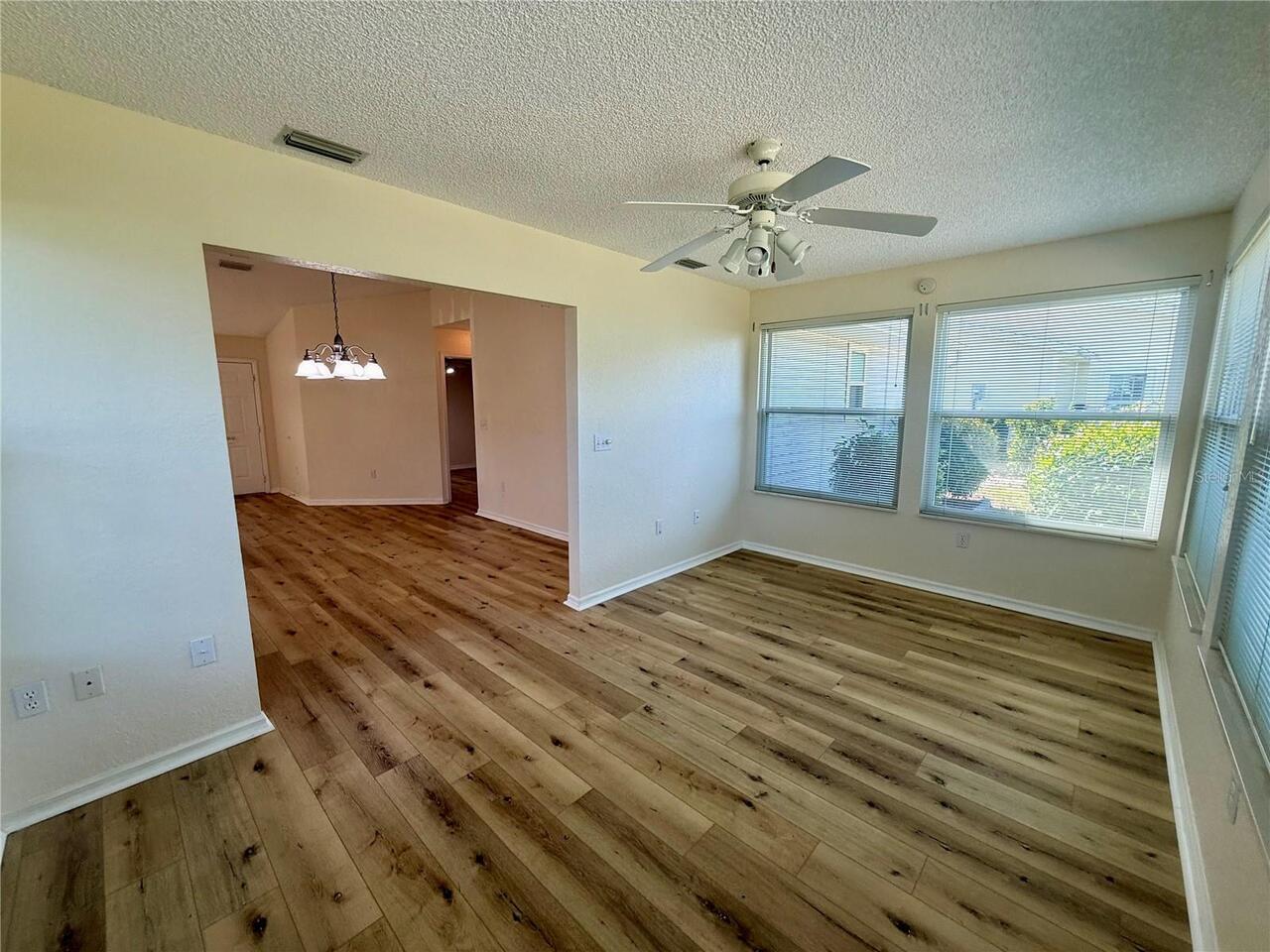 Listing Photo 34