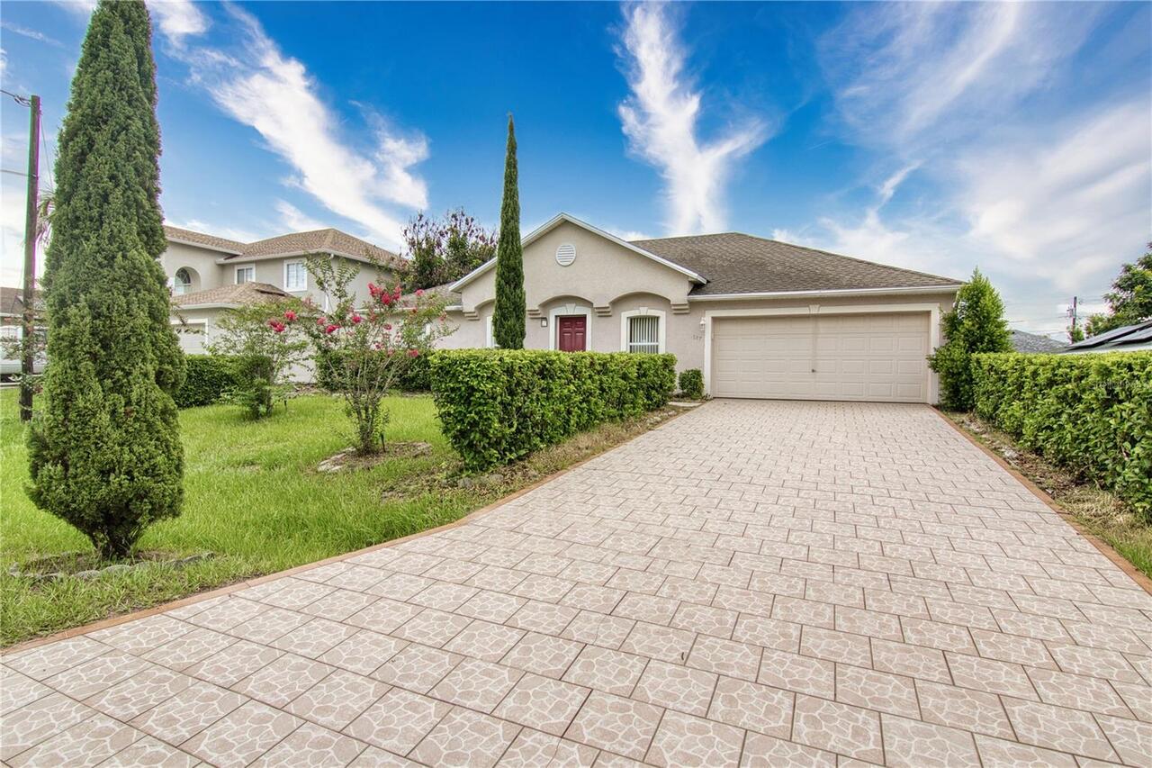 Poinciana Real Estate