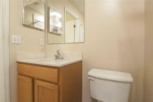 Listing Photo 14