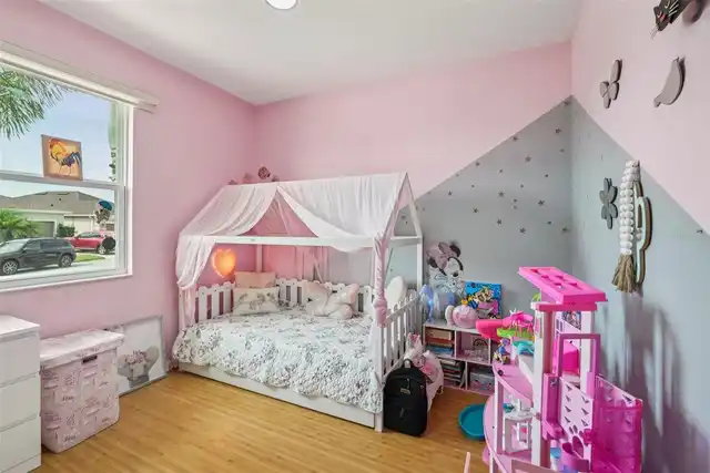 Listing Photo 19