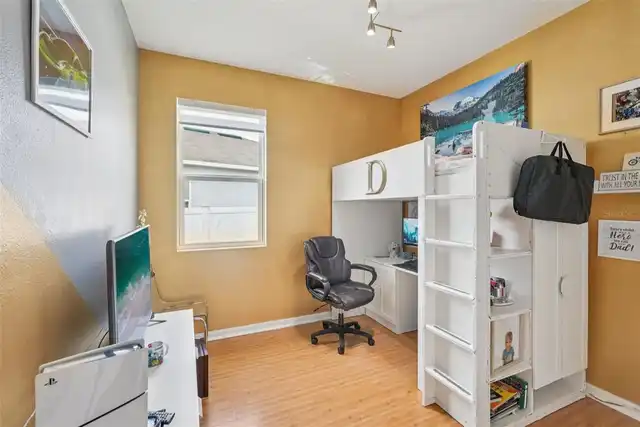 Listing Photo 23