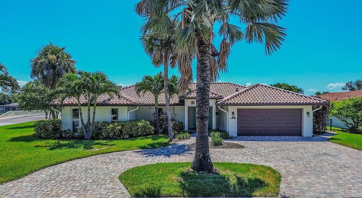 St Petersburg Real Estate