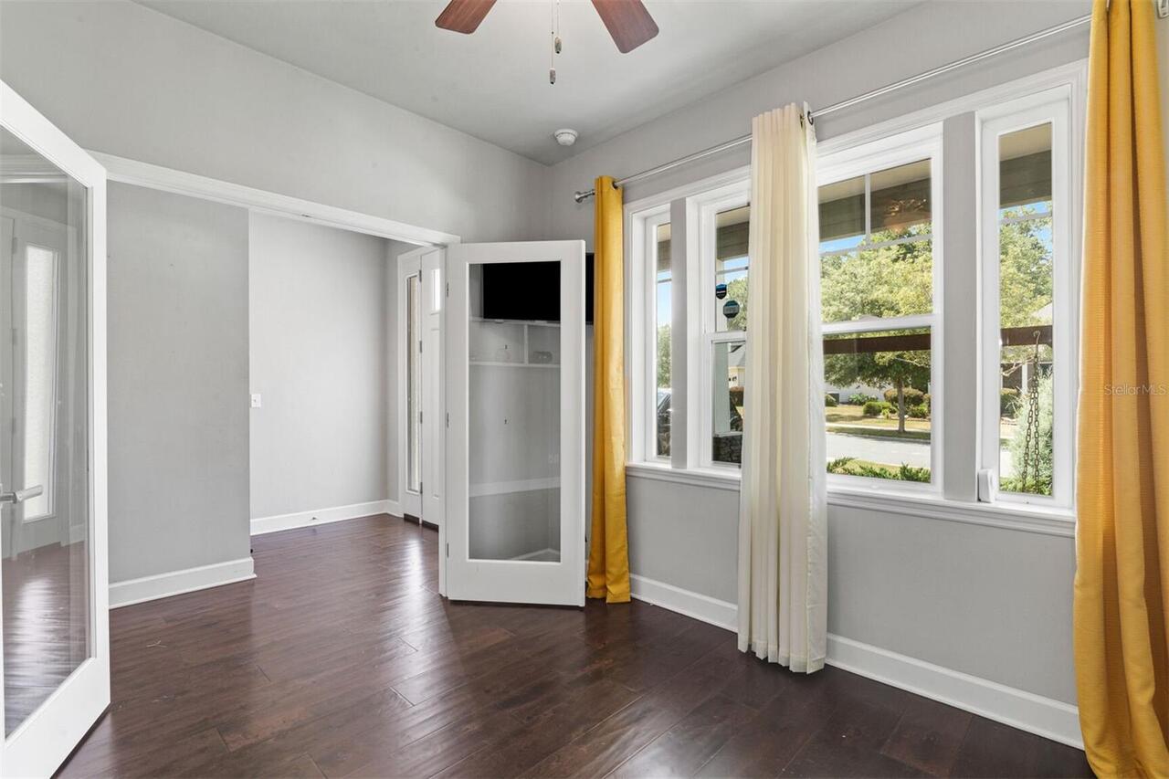 Listing Photo 8