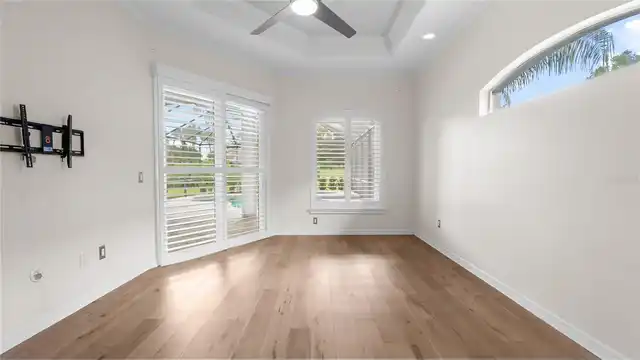 Listing Photo 20