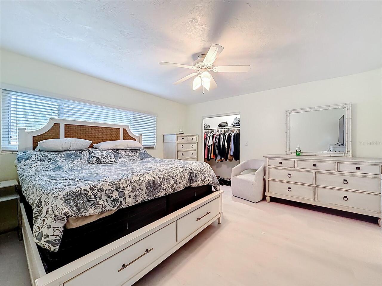 Listing Photo 14