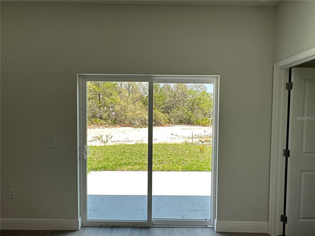 Listing Photo 9