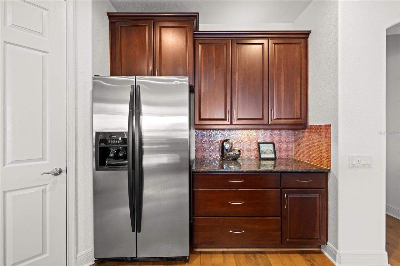 Listing Photo 10