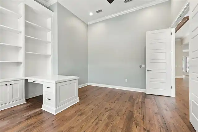 Listing Photo 31