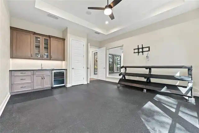 Listing Photo 32